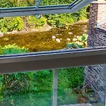 Riverside Keswick (Cumbria)