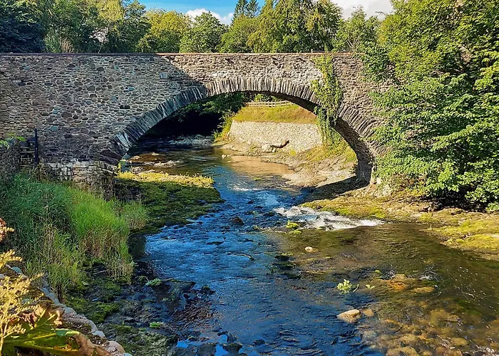 Riverside 度假居 *